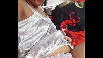 Preview 1 of Alysa Gap Porn - Genevi&egrave_ve Gracieuse