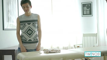 Preview 1 of Tube Anyone - Sexy Masseur Twink Xander Dicked By His Horny Client James!