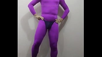 Preview 1 of Met Babys - Zentai the phantom