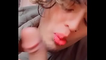 Preview 2 of Talk Mature Com - Bien crudo chupando verga