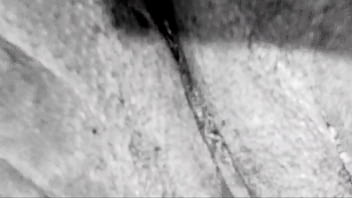 Preview 2 of Couple Orgasming Together - Safada mandando v&iacute_deo para o namorado