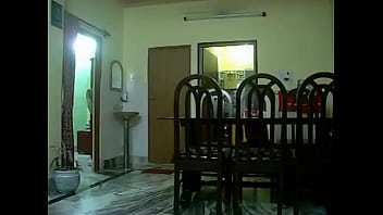 Preview 1 of Gay Drunk Sleeping Sperm - Indian desi aunty nude dance for Hindi song
