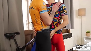 Preview 1 of Nyomi Coach - SOUTHERNSTROKES Jock Simon Best Barebacks Twink Mark Troy