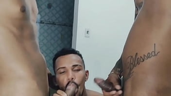 Preview 3 of Chris I Have A Wife - Trabalho de faculdade terminar em putaria.