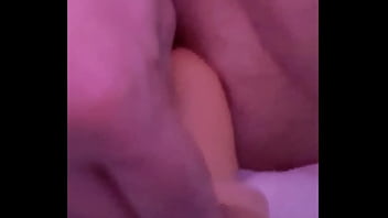 Preview 1 of Demi Deniel - Minha melhor amiga sabe que eu tenho um brinquedinho. Sera que ela gostou de me ver treinando?