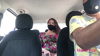 Preview 3 of 2 Kur In Mass - Provoquei o motorista do uber at&eacute_ ele me fazer gozar