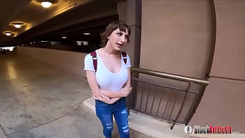 Preview 1 of Mia Koleda Sex Xxxxx - 18yo BBC Virgin Tristan Summers Surprised With Her First Dark Meat!