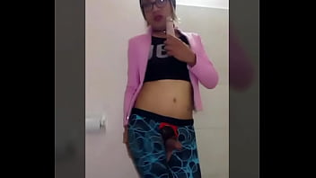 Preview 2 of Sus Blues - Labios mamabres