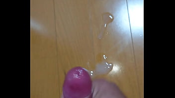 Preview 2 of Clop 1 - オナニーで連続射精