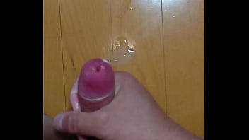 Preview 3 of Clop 1 - オナニーで連続射精