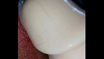 Preview 1 of Running From - Extreme Close up Dilding️