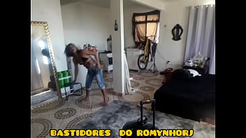 Preview 1 of Teloe Sex - UM DIA COM O KSAL HOT GRAVA&Ccedil_AO COM ANGEL DINIZZ PITBULL  PORN ATOR BRINQUEDO ROMYNHORJ NO RIO DE JANEIRO