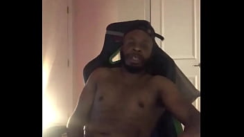Preview 1 of Tren Latn - First time on camera I was to loud my roommate heard me
