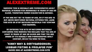 Preview 1 of Grand Mother Sodomie - Kinky Niky &amp_ Dirtygardengirl lesbian fisting &amp_ prolapse fun