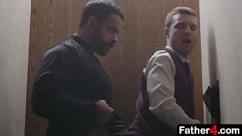 Preview 4 of Hendi Porn Movi - Trust the priest