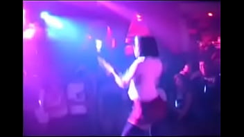 Preview 1 of Bbcsvidio Us Tante Vs Keponakan - Aliz&eacute_e ex cantante francesa se volvi&oacute_ striper