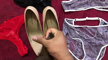 Preview 2 of Manson Stome - Zapatillas nude con semen
