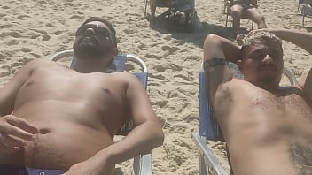 Preview 3 of Anal Tresome Nhd - PEGOU NA MALA DO AMIGO NA PRAIA