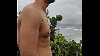 Preview 1 of Sexy Mother Vedio - DOTADO MIJANDO NA PRAIA DE IPANEMA