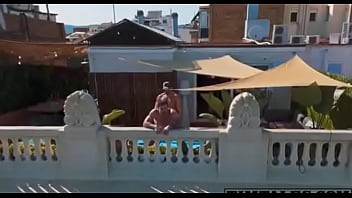 Preview 4 of Ebony Threesome Breast - Musclebear fodendo forte o rabo do passivo no pelo