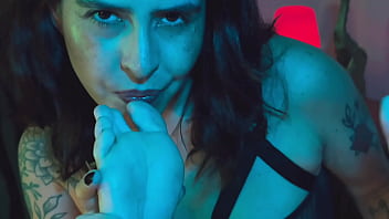 Preview 1 of Die Insel Der Sklavinnen - I Know You Love My Soft Ticklish Feet