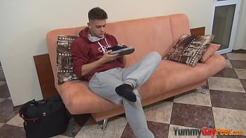 Preview 1 of Tyler Reed - Horny hunk sniffing his feet