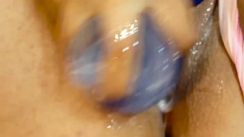 Preview 4 of Young Girl Old Man Videos - hermosa conejita latina colombiana baila para sus seguidores en medellin termina caliente y tiene un rico squirt