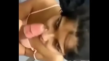 Preview 2 of Newark Xxx Video Df - Horny girl gives blowjob for here boyfriend
