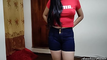 Preview 1 of Kiran Sark - Mi Hermanastra me Pide que le Ense&ntilde_e a Bailar Regueton y yo me Aprovecho para ense&ntilde_arle Perreo y a recostarle Mi Gran Polla