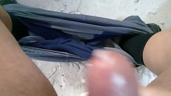 Preview 3 of Mom And Sister Son Rape - Me hago una pensando en la se&ntilde_ora de la tienda