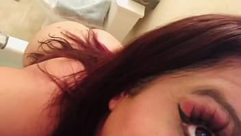 Preview 2 of Handjob Beach - POV shower with BBW wet Latina MissMadii