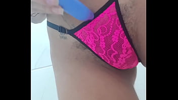 Preview 1 of Kadazan Chick - Golden Shower