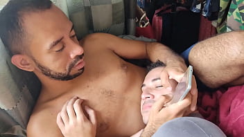 Preview 1 of Futa Henta - MACHOS SAFADOS BRINCANDO DE MACHO E FEMEA