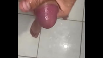 Preview 4 of Encoxada Na Prima - Novinho na punheta