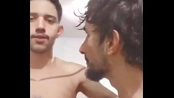 Preview 3 of Xxx Red Wrap In Hindi - Ontem a cena foi com o delicioso do Tavinhovz ,  eu e o Big Marcos fizemos uma Dp nele,  adorei gravar com ele,  foi uma das ...