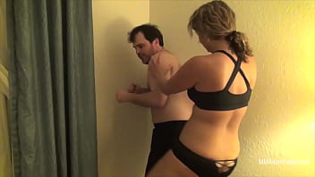Preview 4 of Www Sane Xxx Com - Amber Black bare knuckle beat up fat guy