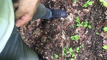 Preview 1 of Sexmom Uk Sex - Amateur mega cumshot in park