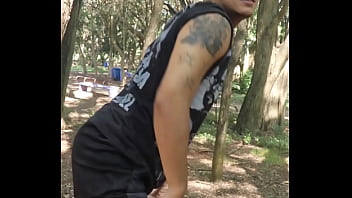 Preview 2 of Gay Black Cu - Novinho dan&ccedil_ando funk