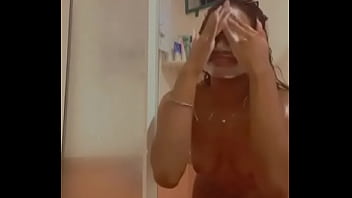 Preview 4 of Shiny Tube Ffm - Srilankan Tik tokkkk girl