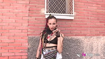 Preview 1 of Video Xxx207 - Seducing and blowing random dudes in the street! Meet this babe :-)