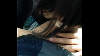 Preview 1 of Moms Toughter - Me chupa la verga sin que se lo pida