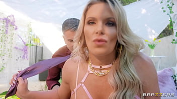 Preview 4 of Seachfree Forced Sex Horse - Pop Off / Brazzers full trailer http://zzfull.com/off