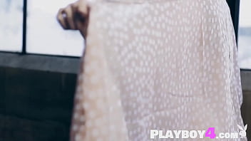 Preview 2 of Crazy Poop Fuck - Sexy MILF Morgan Hovanek was shaking her nice big ass after passion striptease action