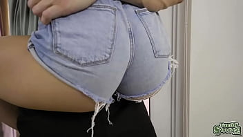 Preview 1 of Bokep Kartun Avatar - Horny stepsister wants to taste her stepbrothers huge throbbing rod