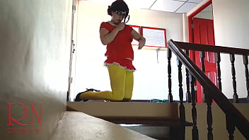 Preview 4 of Rogue Nifty - Velma looking for traces of a crime SCOOBY DOO! Scooby Doo where are you?