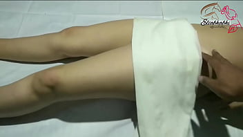 Preview 4 of Girla Massge To Boy - इंडियन लेडी फुल बॉडी मसाज