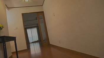 Preview 4 of Jabardasti Mom Xxxcom - 朝ゴミ出しする近所の遊び好きノーブラ奥さん 百多えみり 1