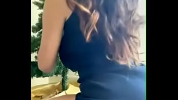 Preview 1 of Fingered Public Crowd - Latina