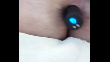 Preview 1 of Porno L - Trying out small vibrator