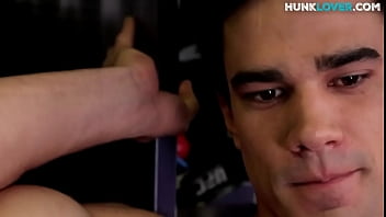 Preview 1 of Xxnxhande Rhijasthne - Ripped gym stud masturbates on the bench press